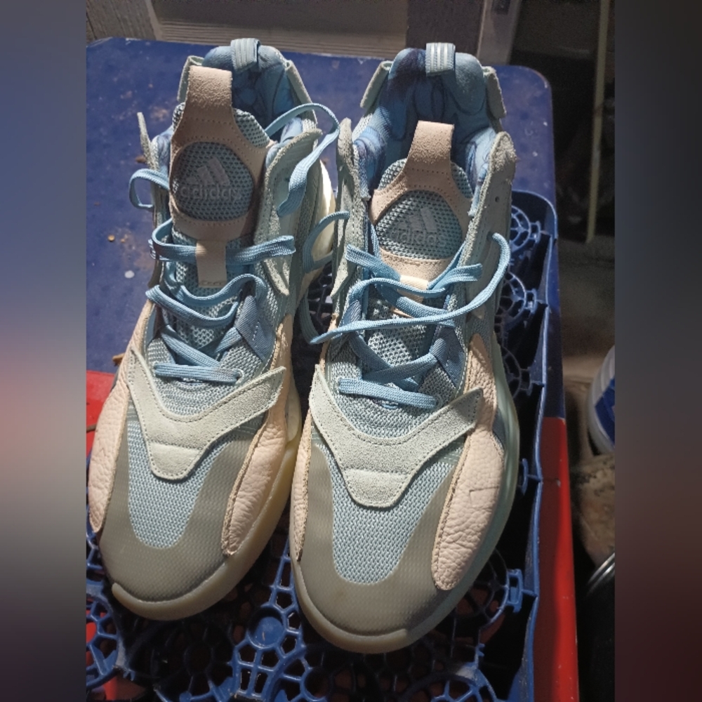 Adidas zoom boost Pusha T basketball shoes